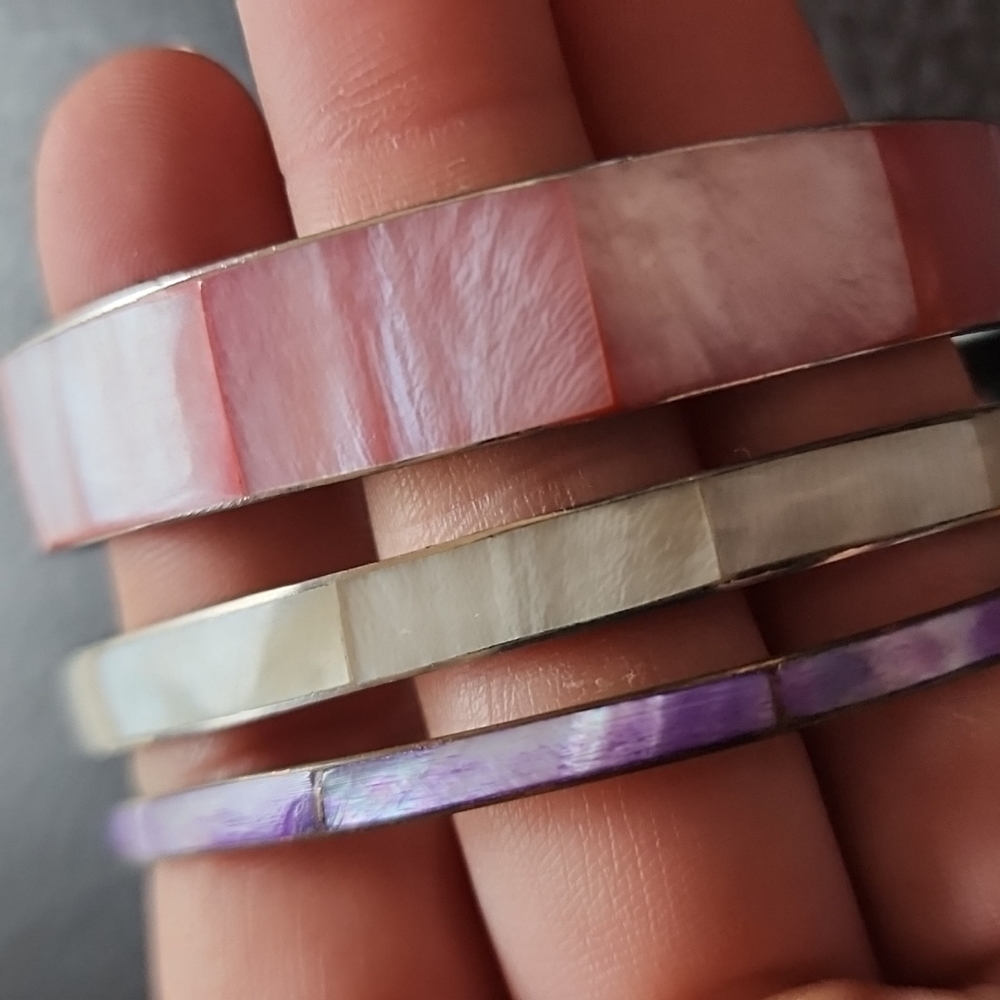 Vtg Shell Bangle Bracelets - image 5